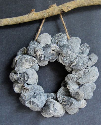 Une bonne maison Un bricolage Mini Oyster Shell Couronne