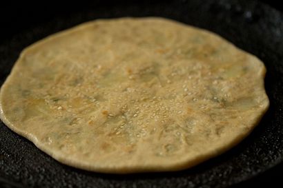 Aloo recette kulcha, comment faire recette Aloo de kulcha sur tawa