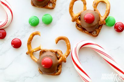 Ein unglaublich lecker Rolo Reindeer Pretzel Rezept - Moderne Mom Leben