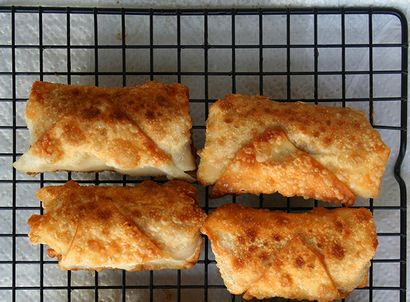 Une douce surprise aux pépites de chocolat Pâte à biscuits oeufs Rolls