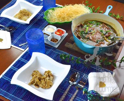 Thai authentique Guay Tiew Rad Na, nouilles à la viande et le brocoli en sauce, le talon haut Gourmet