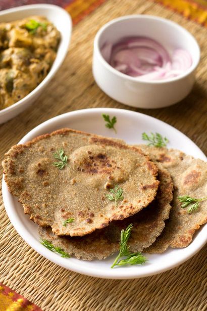 Bajra recette Roti, comment faire recette Bajra de rotis, Bajra recette bhakri