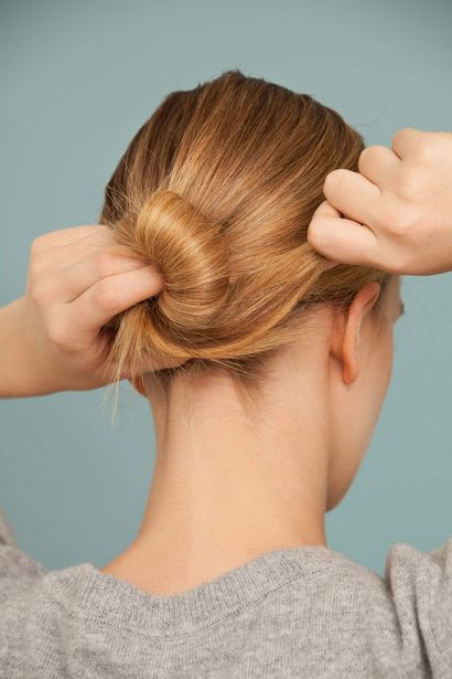 Ballerina Bun Haar Tutorial schicke Hochsteckfrisur für den modernen Gal