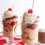 Banana Split Sundaes - Hoosier faites maison