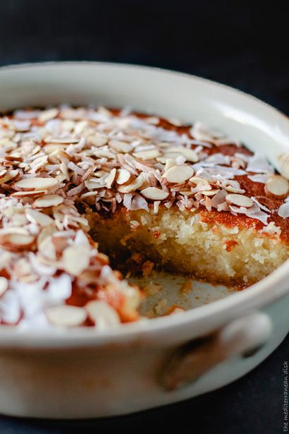 Basbousa Recette (gâteau de semoule), le plat de la Méditerranée