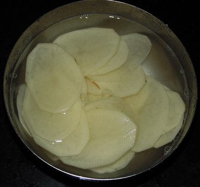 Bataka Waffer Na Bhajiya (Aloo Pakora - Beignets de pommes de terre) • Recettes gujarati