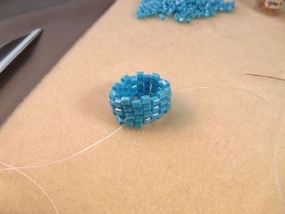 Stitches Perler Utilisé pour fabriquer des cordes perlées