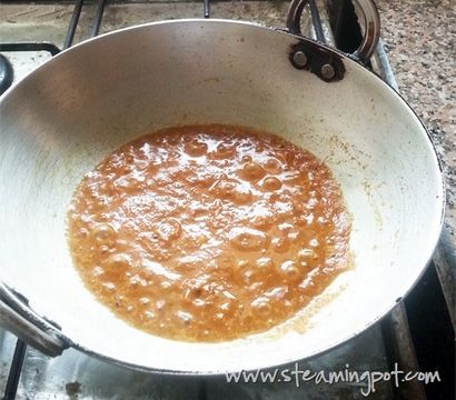 Besan ki Sabzi carrés Gram farine de Curry, Le Pot Etuve