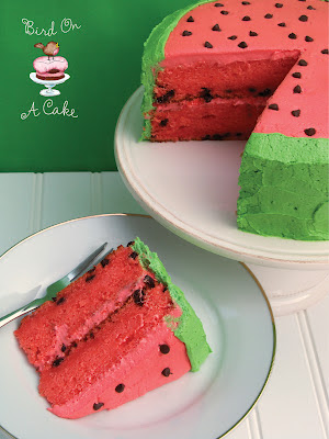 Vogel auf einem Kuchen Watermelon aromatisiert Kuchen