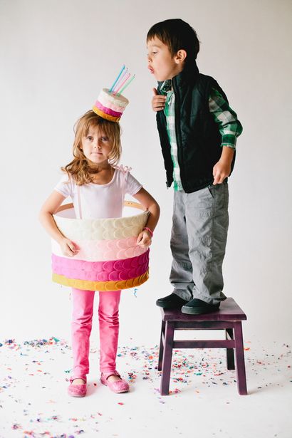 Gâteau d'anniversaire costume d'Halloween - Un Subtil Revelry (gâteau) Gâteau d'anniversaire costume d'Halloween - Un Revelry Subtil