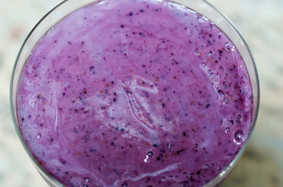 Blueberry Joghurt Smoothie, The Pioneer Woman