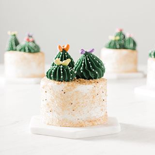 Les gâteaux étagés Mini Boho or - Trempé - Plumes fondantes