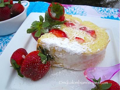 Brazo de Reina (fraises et crème gâteau Roll), Mes Recettes colombiennes