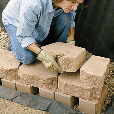 Construire un mur de soutènement avec le paysage, blocs Garden Club