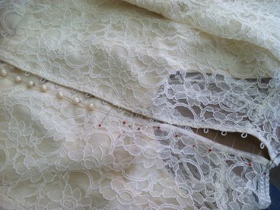 Caitlin - s Boutons Bridal Couture, Linings et taille Stay