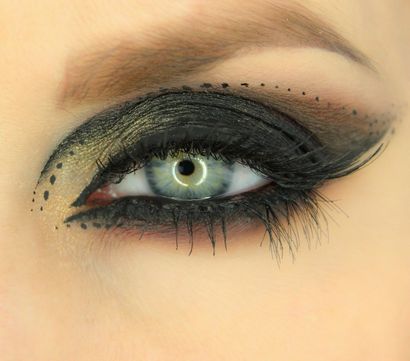 Cat Eye Makeup Tutorial - Wie perfekt Katzenaugen machen