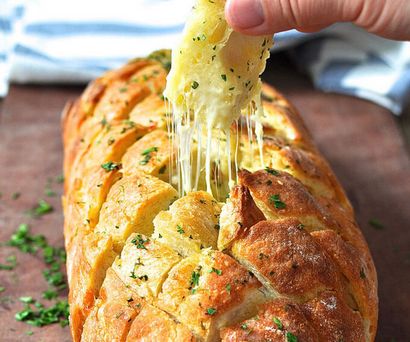 Käse und Knoblauch Riss Brot (Pull Neben Brot), RecipeTin Eats