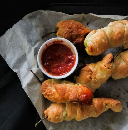 Poivrons farcis au fromage à pâte feuilletée (Malu miris au four), sourire île