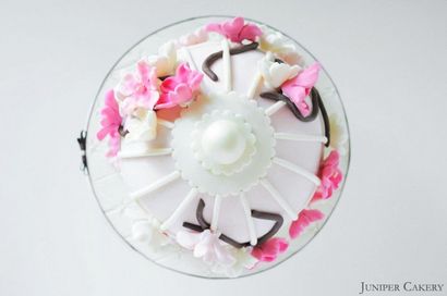Cherry Blossom enlacés Birdcage gâteau avec The Happy Egg Co (cookies) Cherry Blossom enlacés Birdcage gâteau avec The Happy Egg Co