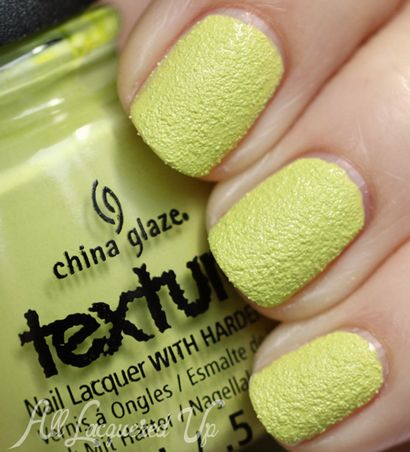 China Glaze Texture Nail Polish nuanciers - Tous Laqué Up revue