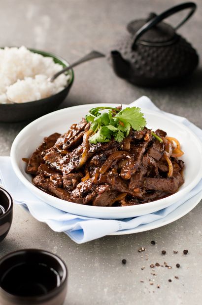 Chinesisches Rindfleisch mit Honig Black Pepper Sauce, RecipeTin Essen