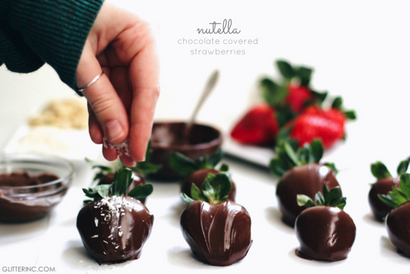 Schokolade und Nutella überzogene Erdbeeren, Glitter, Inc
