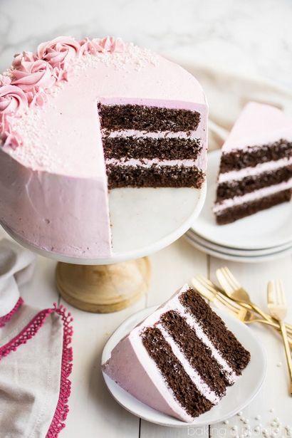 Gâteau au chocolat aux framboises Crème au beurre - cuisson A Moment