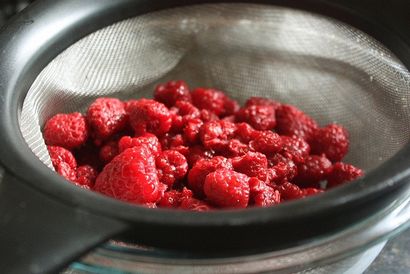 Petits gâteaux au chocolat aux framboises - Crème au beurre complètement délicieux