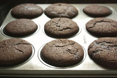 Petits gâteaux au chocolat aux framboises - Crème au beurre complètement délicieux