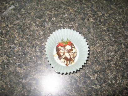 Schokolade getauchte Erdbeeren Tipps, Ideen, Videos und Fotos, Delishably