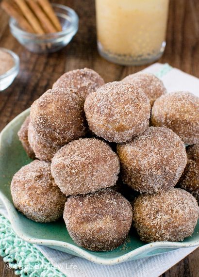 Cannelle Sucre Pomme Donut Holes - A l'intérieur BruCrew vie