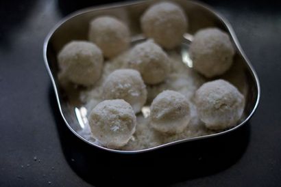 Noix de coco recette ladoo, comment faire ladoo de noix de coco, recette laddu de noix de coco