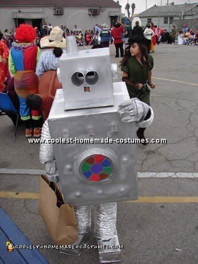 Coolest maison Robot Idées costume pour Halloween