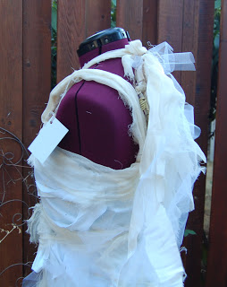 Craftzies DIY Halloween`Costumes-Braut von Frankenstein-Mama-Wickelkleid