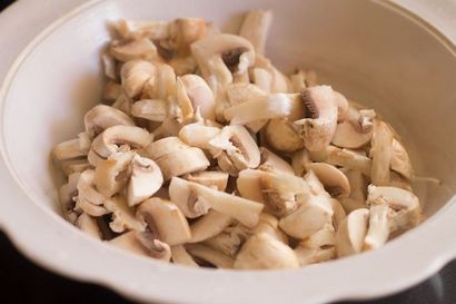 Crème de recette de la soupe aux champignons, crème de légumes recette de soupe aux champignons