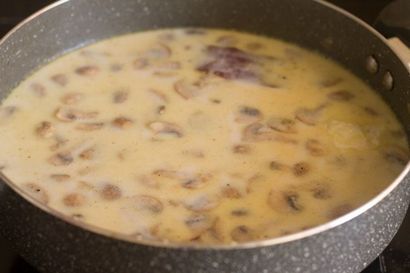 Crème de recette de la soupe aux champignons, crème de légumes recette de soupe aux champignons