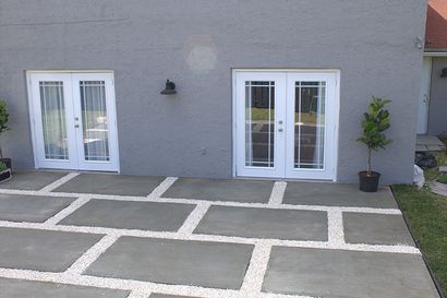 Créer un patio élégant avec grande Pavés de béton coulé