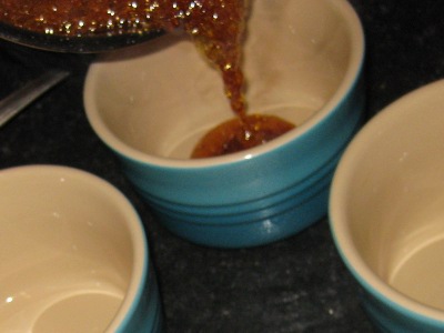 Creme Caramel Rezept (mit Schritt-für-Schritt-Fotos)
