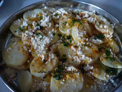 Bhajia croustillants de pommes de terre souvent appelé Maru - de Bhajia, authentiques recettes végétariennes,