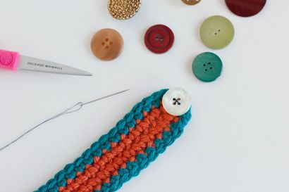 Crochet-A-Day Crochet Armband mit einem Knopf, Make und nimmt