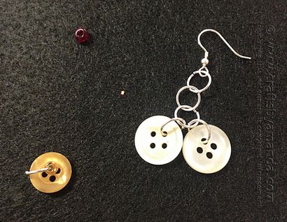Schlenker Antike Knopf Ohrringe - Crafts von Amanda