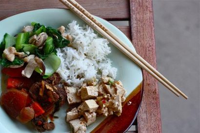 Délicieuse cuisine chinoise à la maison - manger, vivre, Run
