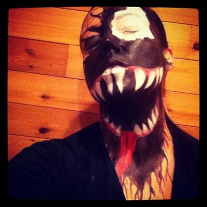 Diversions Freaky Venom Face Paint