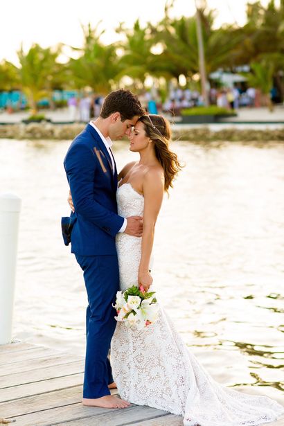 Sandales aux pieds nus de bricolage pour un mariage de plage