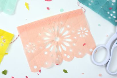 DIY Cinco De Mayo Fiesta Banner - Papel Picado - Les poussins Crafting