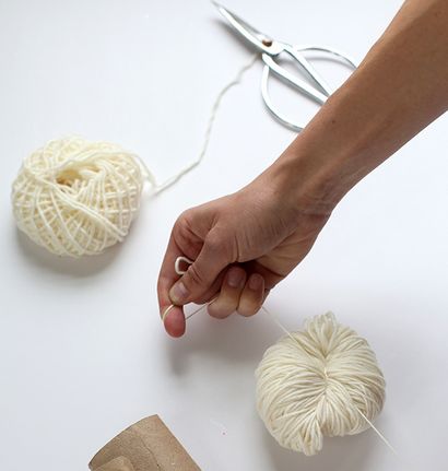 DIY facile Pom Pom Tapis - Dites YesSay Oui (facile) DIY facile Pom Pom Tapis - Dites YesSay Oui