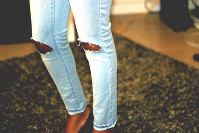 DIY ~ Wie knien zerrissene Jeans, Stücke von Onye Make