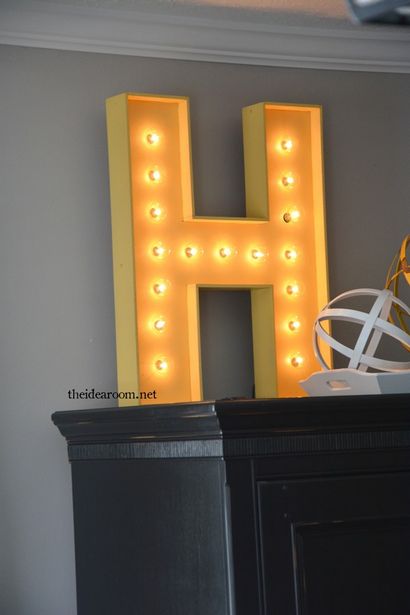 DIY Lighted Sign - La salle Idea