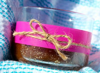 DIY lèvres Gommage Soins de beauté naturelle - Beauté Fitness, Bricolage - Honnêtement (vos lèvres circulaire) DIY lèvres Gommage Soins de beauté naturelle - Beauté Fitness, Bricolage - Honnêtement