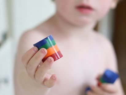 DIY Machen Sie Ihre eigene Regenbogen-Zeichenstifte